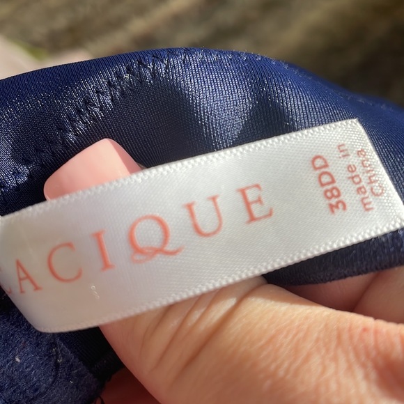 36DD CACIQUE BRA - Picture 3 of 3